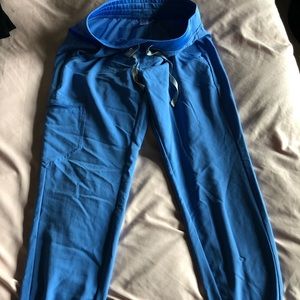 Figs skinny scrub pants